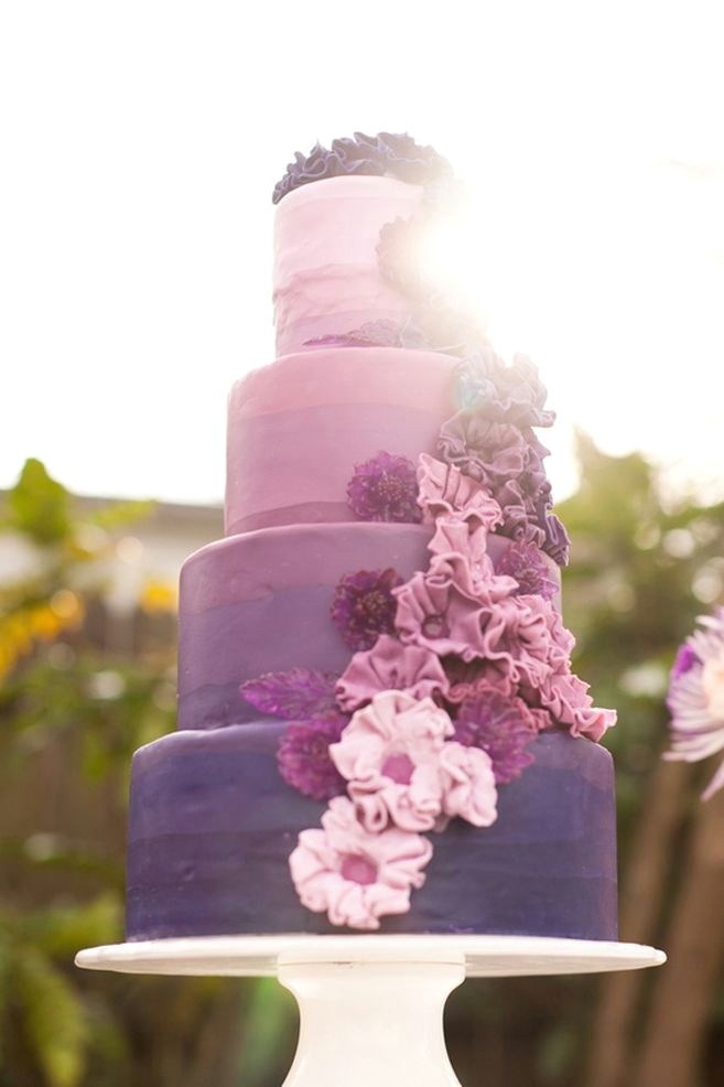 Drawing Flowers On Cake Naked Cakes Pia ata Cakes Plus 12 More original Wedding Cake