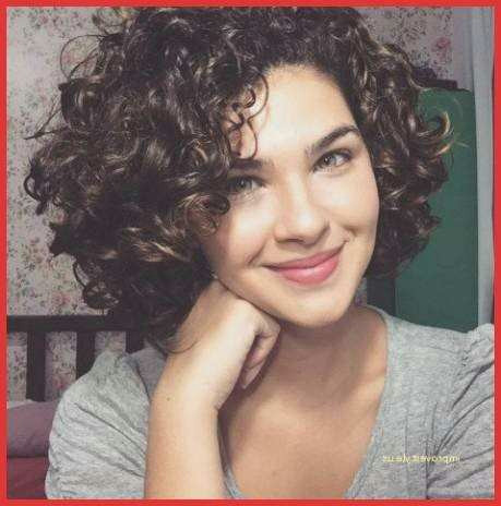 Drawing Of A Girl with Curly Hair Girl Easy Hairstyles Awesome Cute Easy Hairstyles for Curly Hair