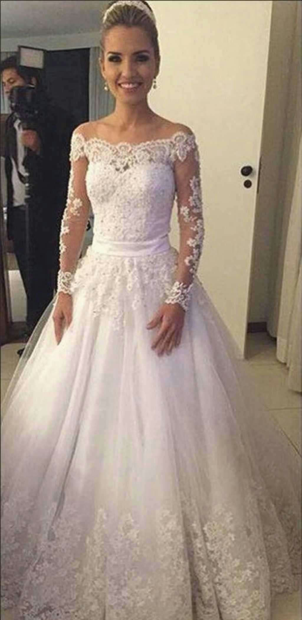 Drawing Of Girl In Wedding Dress Illusion Wedding Dress Restaurantpolidor Info