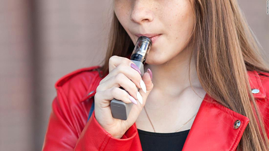 Drawing Of Girl Vaping Teen Develops Wet Lung after Vaping for Just 3 Weeks Cnn