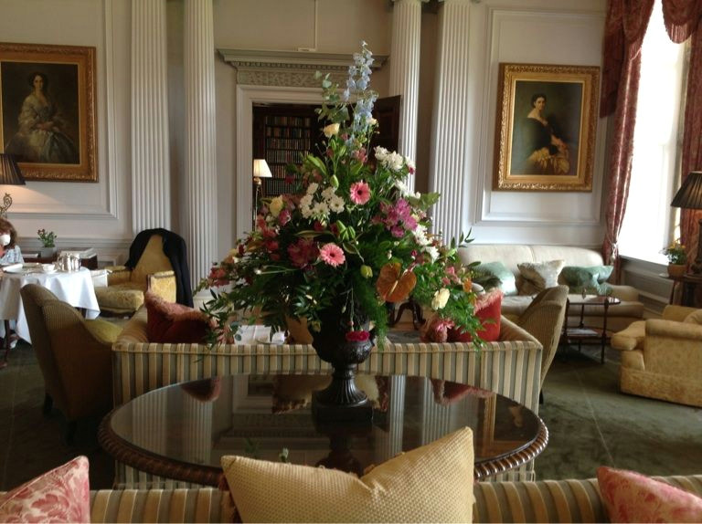 Drawing Room Flowers Drawing Room Flowers at Stapleford Park afternoon Teas In This Room
