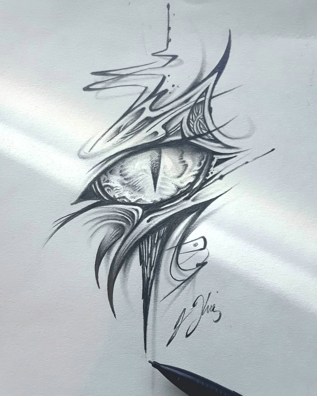 Drawings Of A Dragons Eye the Eye Of Helios the Sun Dragon Dragon Dragoneye