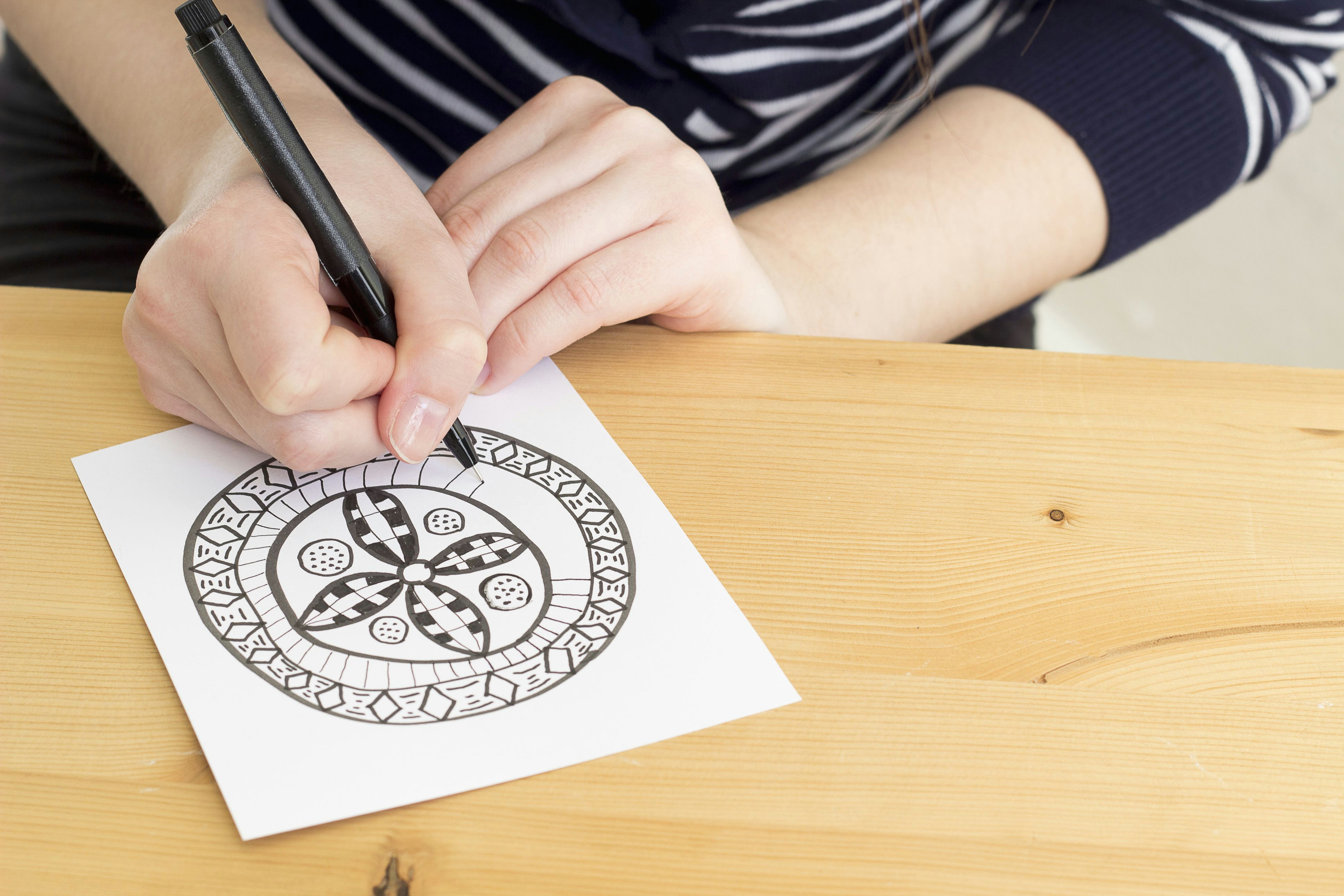 Easy 2 Minute Drawings Art Activities for Stress Relief