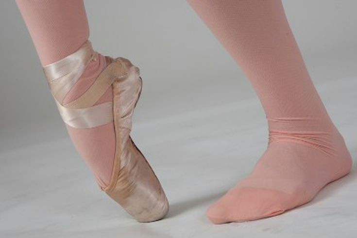 Ballet Pointe Shoes Drawing Easy soften Pointe Shoes Ballet Tips