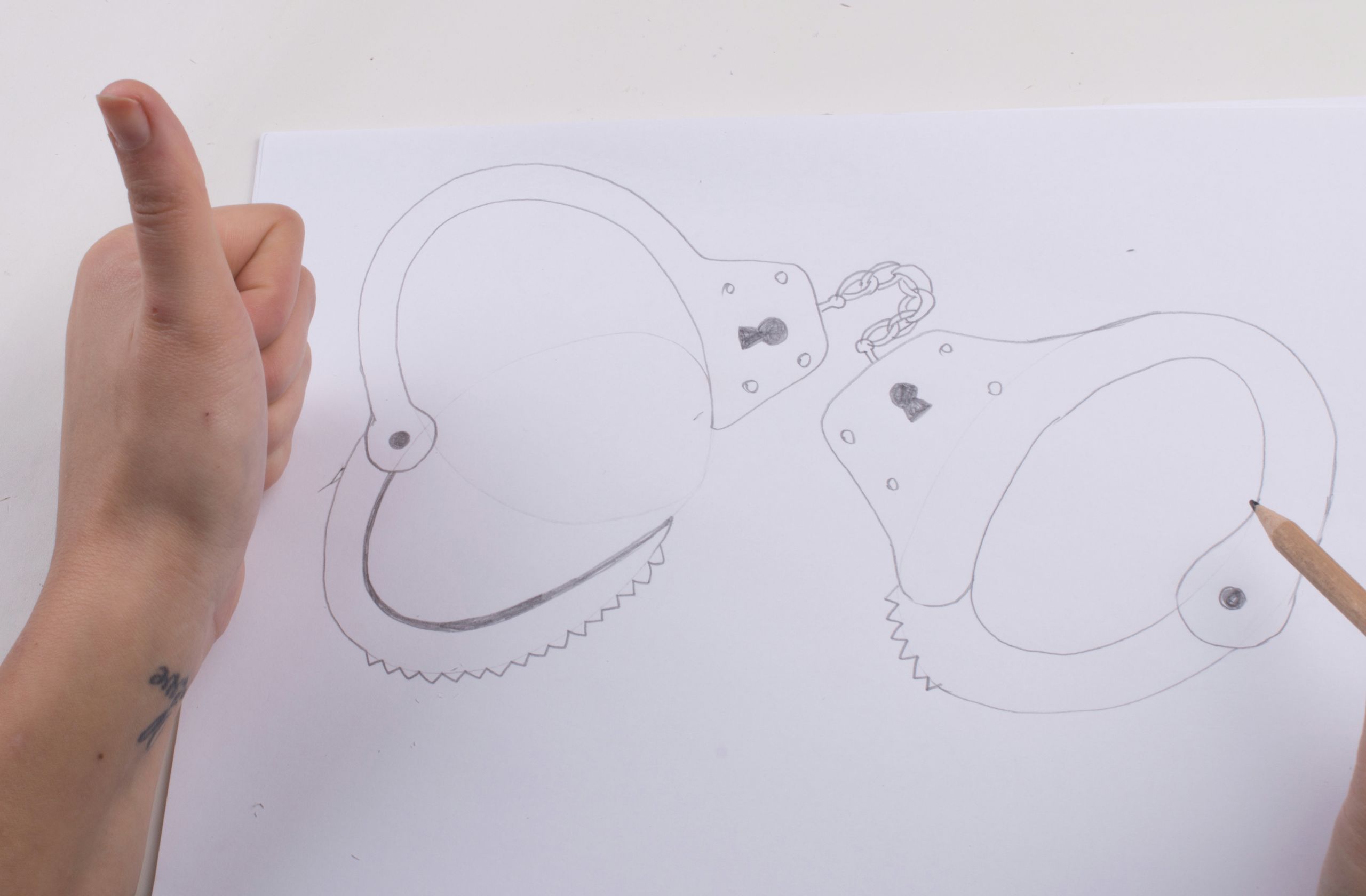 Handcuffs Drawing Easy How to Draw Empty Handcuffs with Pictures Wikihow