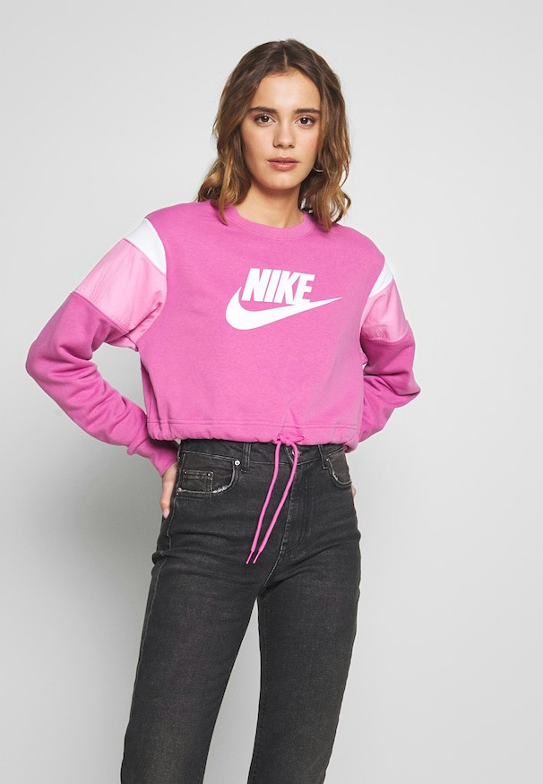 How to Draw A Girl In A Hoodie Nike Pullover Fur Damen Versandkostenfrei Kaufen Zalando