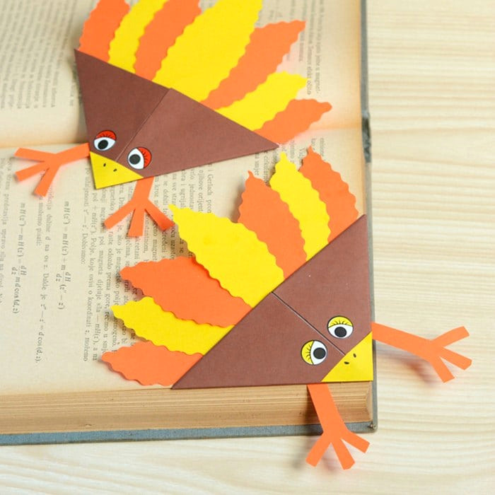 How to Draw A Turkey Easy Step by Step Turkey Corner Bookmarks Easy Peasy and Fun